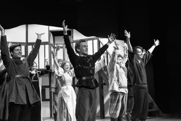 hjorthmedh-henry-iv-dress-rehearsal-54